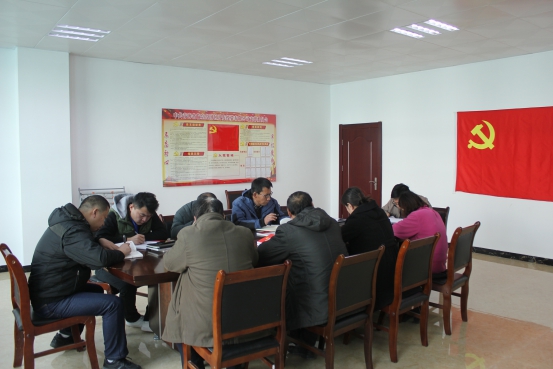 臨空開(kāi)投支部開(kāi)展&ldquo;學(xué)習(xí)新黨章&rdquo;黨員活動(dòng)日